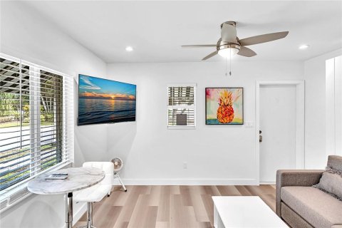 Condominio en alquiler en Fort Lauderdale, Florida № 1074747 - foto 1
