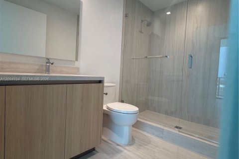 Condo in Miami, Florida, 2 bedrooms  № 2383183 - photo 16
