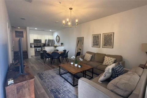 Adosado en venta en Kissimmee, Florida, 3 dormitorios, 120.77 m2 № 2214756 - foto 2
