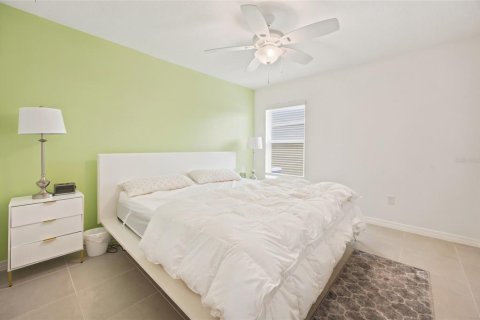 Casa en venta en The Villages, Florida, 3 dormitorios, 168.06 m2 № 2377489 - foto 9