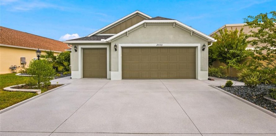 Casa en The Villages, Florida 3 dormitorios, 168.06 m2 № 2377489