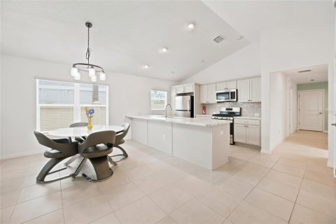 Casa en venta en The Villages, Florida, 3 dormitorios, 168.06 m2 № 2377489 - foto 17