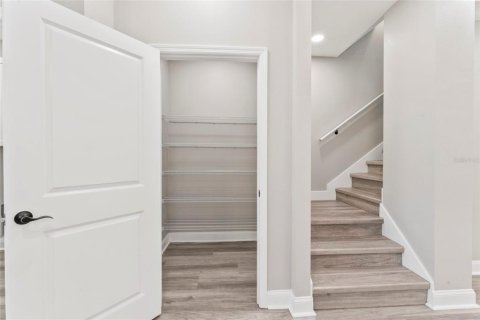 Touwnhouse à vendre à Tampa, Floride: 3 chambres, 212.1 m2 № 2397026 - photo 14