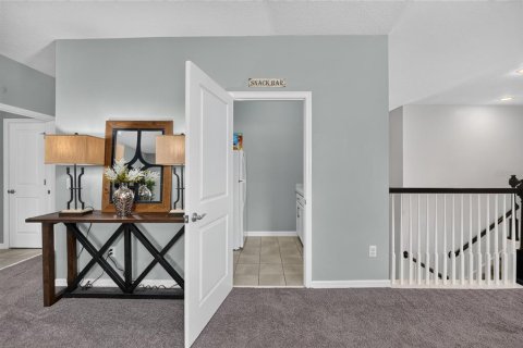 House in Winter Garden, Florida 7 bedrooms, 437.01 sq.m. № 2225442 - photo 15