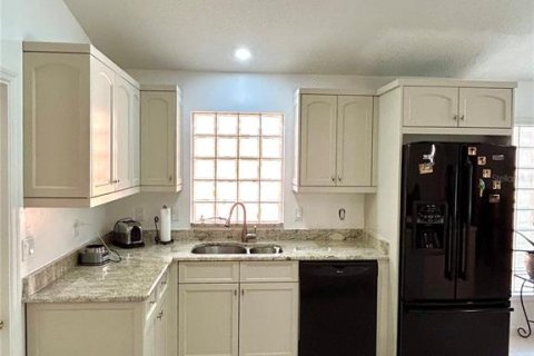Casa en venta en Riviera Beach, Florida, 3 dormitorios, 146.41 m2 № 1774995 - foto 3