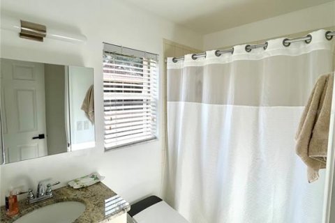 Casa en venta en Riviera Beach, Florida, 3 dormitorios, 146.41 m2 № 1774995 - foto 12