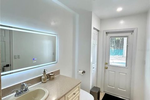 Casa en venta en Riviera Beach, Florida, 3 dormitorios, 146.41 m2 № 1774995 - foto 18