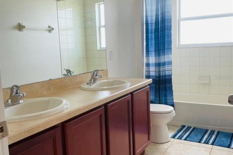 Casa en venta en Kissimmee, Florida, 4 dormitorios, 200.3 m2 № 2236814 - foto 24