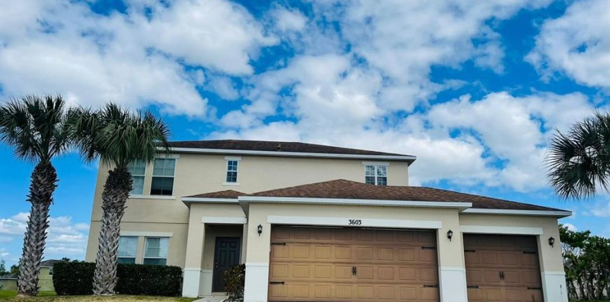 Casa en Kissimmee, Florida 4 dormitorios, 200.3 m2 № 2236814