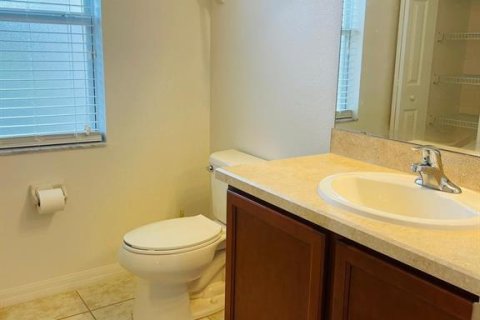 Casa en venta en Kissimmee, Florida, 4 dormitorios, 200.3 m2 № 2236814 - foto 11
