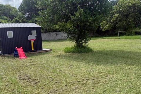 House in Orlando, Florida 3 bedrooms, 72.19 sq.m. № 2211805 - photo 11