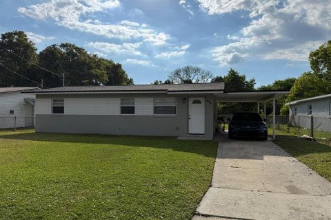 House in Orlando, Florida 3 bedrooms, 72.19 sq.m. № 2211805 - photo 5