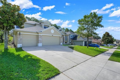 House in Clermont, Florida 4 bedrooms, 326.83 sq.m. № 2231374 - photo 2