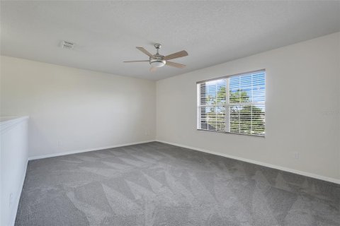 House in Clermont, Florida 4 bedrooms, 326.83 sq.m. № 2231374 - photo 30