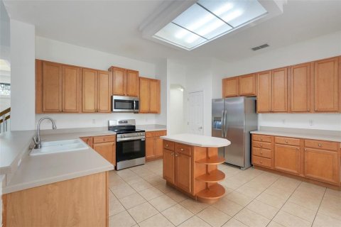 House in Clermont, Florida 4 bedrooms, 326.83 sq.m. № 2231374 - photo 15