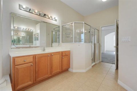 House in Clermont, Florida 4 bedrooms, 326.83 sq.m. № 2231374 - photo 25