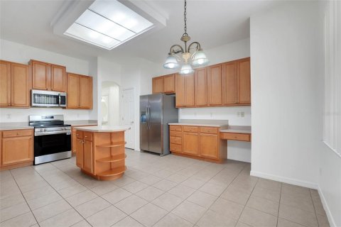 House in Clermont, Florida 4 bedrooms, 326.83 sq.m. № 2231374 - photo 19