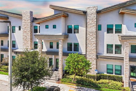 Condo à Doral, Floride, 3 chambres  № 2298036