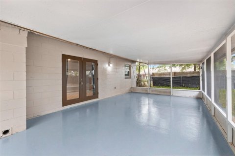 House in Orlando, Florida 3 bedrooms, 124.12 sq.m. № 2131648 - photo 4