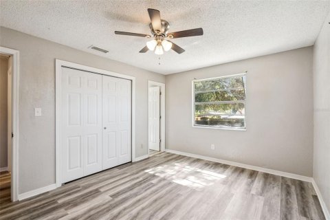 House in Orlando, Florida 3 bedrooms, 124.12 sq.m. № 2131648 - photo 15