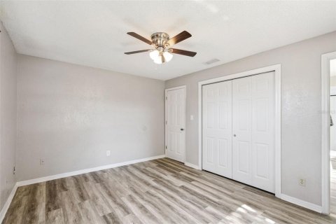 House in Orlando, Florida 3 bedrooms, 124.12 sq.m. № 2131648 - photo 17
