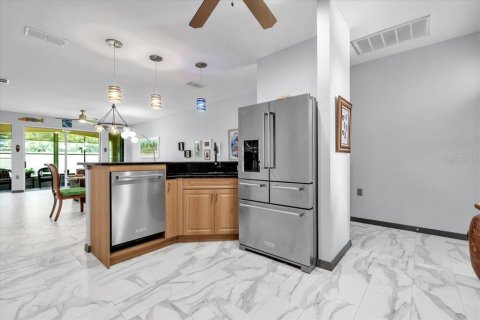 Villa ou maison à vendre à Punta Gorda, Floride: 2 chambres, 135.45 m2 № 2236462 - photo 13