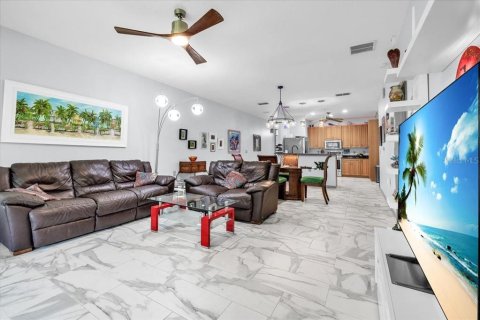 Villa ou maison à vendre à Punta Gorda, Floride: 2 chambres, 135.45 m2 № 2236462 - photo 19