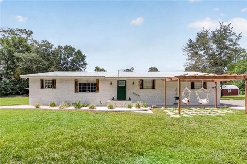 Casa en Ocala, Florida 4 dormitorios, 269.42 m2 № 2321720
