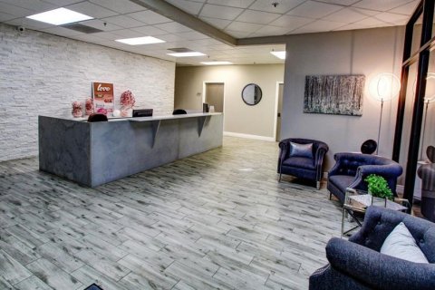 Immobilier commercial à louer à Tampa, Floride: 2168.9 m2 № 2106497 - photo 7