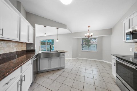 Casa en venta en North Port, Florida, 3 dormitorios, 157.84 m2 № 1866389 - foto 6