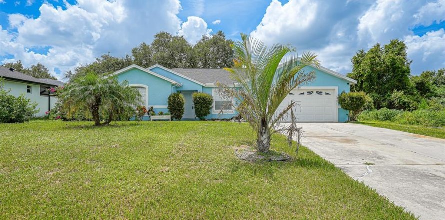 Casa en North Port, Florida 3 dormitorios, 157.84 m2 № 1866389