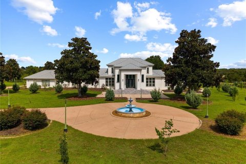 Villa ou maison à Gainesville, Floride 7 chambres, 625.6 m2 № 2316827