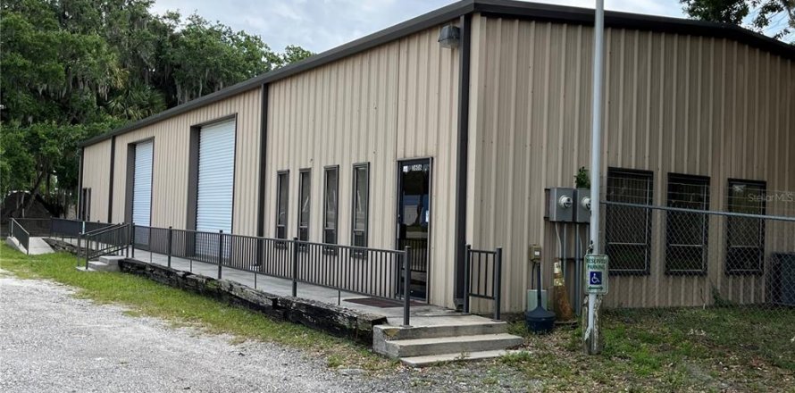 Propiedad comercial en Okeechobee, Florida № 1750836