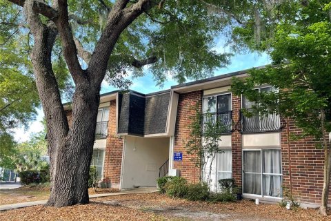 Condo in Gainesville, Florida, 2 bedrooms  № 1750618 - photo 3