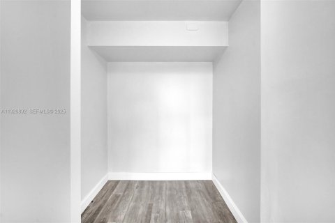 Copropriété à louer à Pembroke Pines, Floride: 2 chambres, 104.05 m2 № 1985805 - photo 14