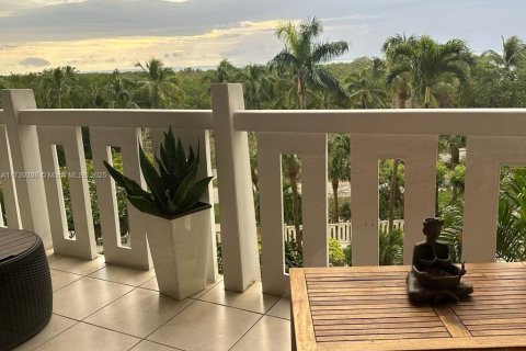 Condo in Key Biscayne, Florida, 2 bedrooms  № 1714853 - photo 4