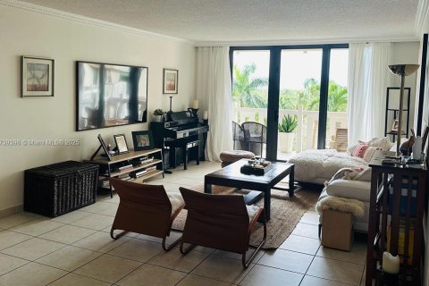 Condo in Key Biscayne, Florida, 2 bedrooms  № 1714853 - photo 7