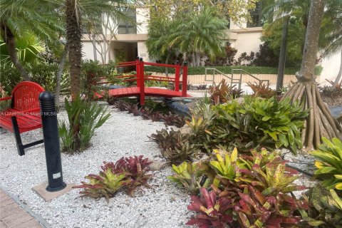 Condo in Key Biscayne, Florida, 2 bedrooms  № 1714853 - photo 22