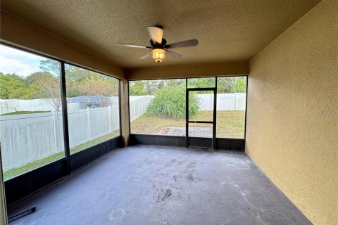 Villa ou maison à louer à Apopka, Floride: 3 chambres, 191.75 m2 № 2415236 - photo 25