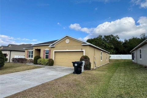 Villa ou maison à louer à Apopka, Floride: 3 chambres, 191.75 m2 № 2415236 - photo 28