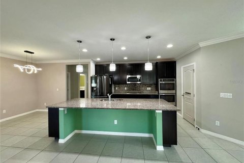 Villa ou maison à louer à Apopka, Floride: 3 chambres, 191.75 m2 № 2415236 - photo 3