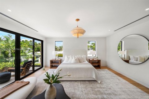 Villa ou maison à louer à Miami, Floride: 4 chambres, 340.49 m2 № 2038051 - photo 24