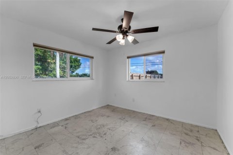 Villa ou maison à vendre à Homestead, Floride: 3 chambres, 149.2 m2 № 2179233 - photo 14