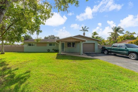 Villa ou maison à vendre à Homestead, Floride: 3 chambres, 149.2 m2 № 2179233 - photo 2