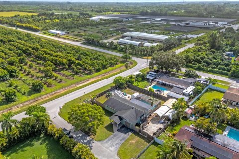 Villa ou maison à vendre à Homestead, Floride: 3 chambres, 149.2 m2 № 2179233 - photo 23