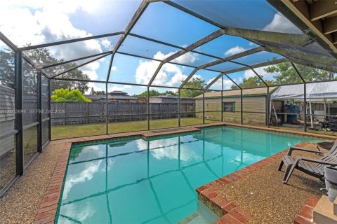 Villa ou maison à vendre à Homestead, Floride: 3 chambres, 149.2 m2 № 2179233 - photo 18
