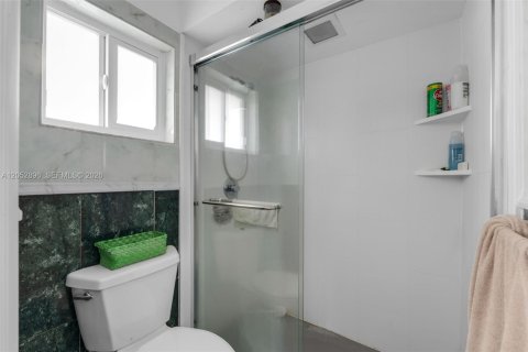 Villa ou maison à vendre à Homestead, Floride: 3 chambres, 149.2 m2 № 2179233 - photo 17