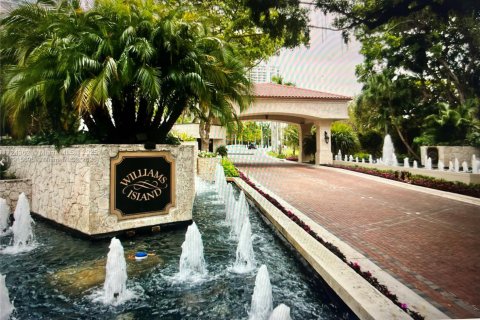 Condo à Aventura, Floride, 4 chambres  № 2016225