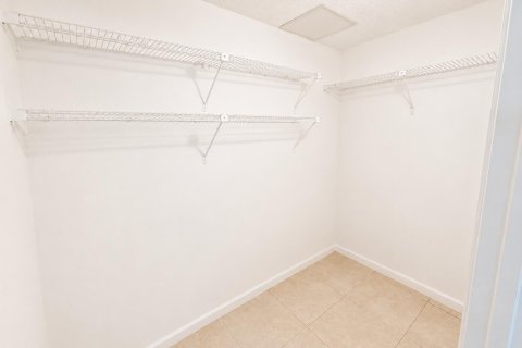 Condo in Fort Lauderdale, Florida, 2 bedrooms  № 2181296 - photo 13