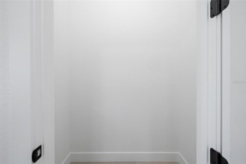 House in Rotonda, Florida 4 bedrooms, 231.05 sq.m. № 2152065 - photo 28